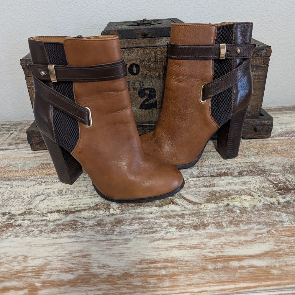 Aldo "Lampley" Two-Tone Congac/Brown Leather Ankle Booties, Size 8 - Picture 2 of 9